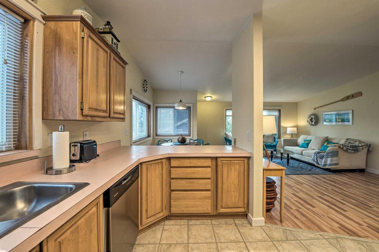 Holiday home Cute With Deck Walk 115 Ft To Brewery And Cafe Poulsbo